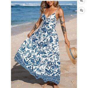 Cupshe Blue and White Sleeveless Sundress